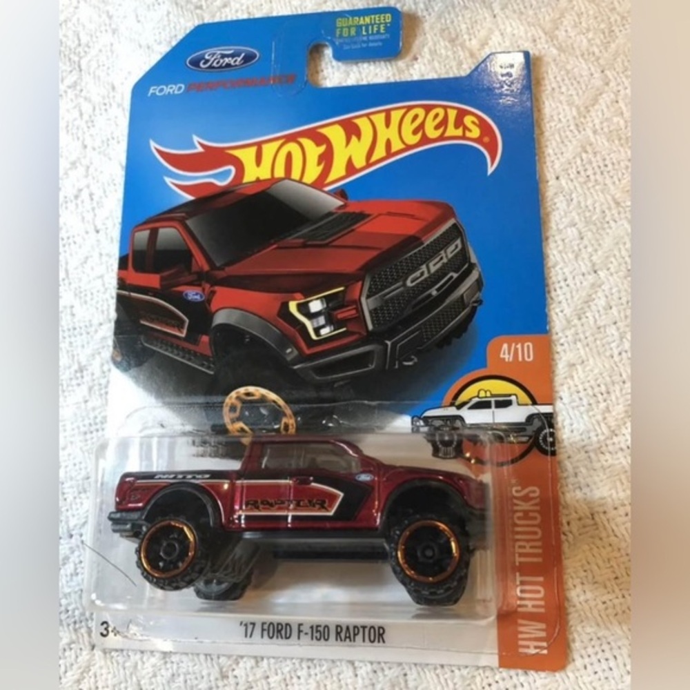 Hot Wheels - '17 Ford
F-150 Raptor HW Hot
Trucks 4/10 10/365
Red